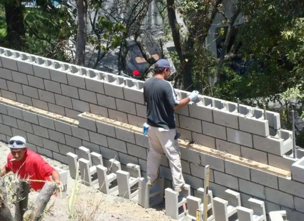 Retaining Walls service Heading Image 1